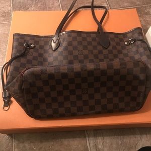 Louis Vuitton Neverfull